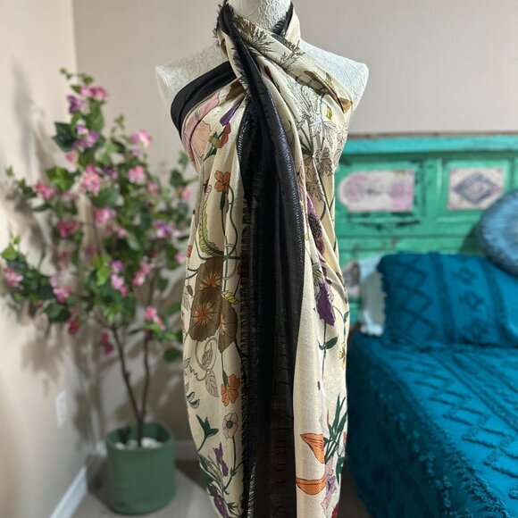Gucci Wool Blanket Scarf - Large - Picture 14 of 14